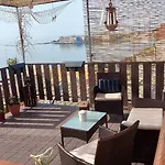 Casavistamare أوغوستا